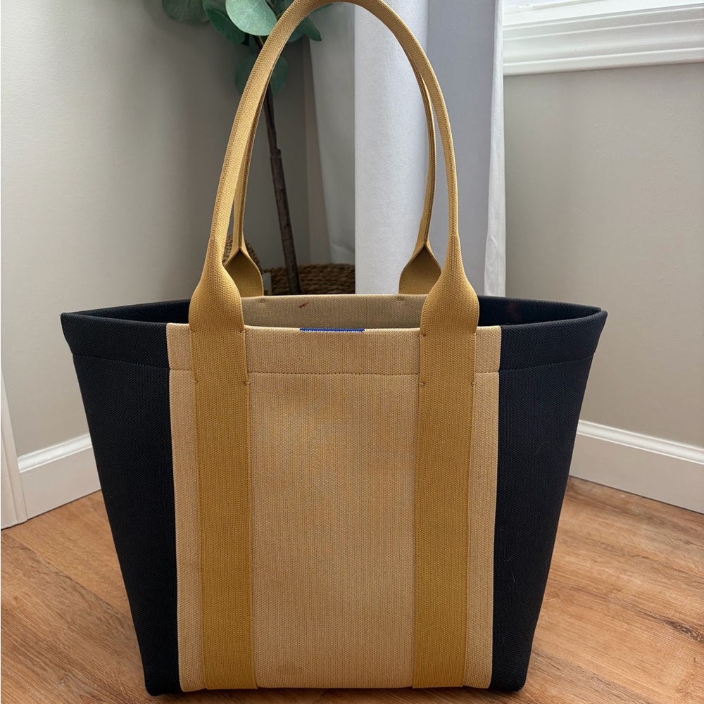 Rothy's The Essential Tote Ink & Ivory